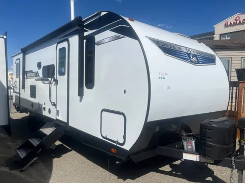 Gulf Stream Coach