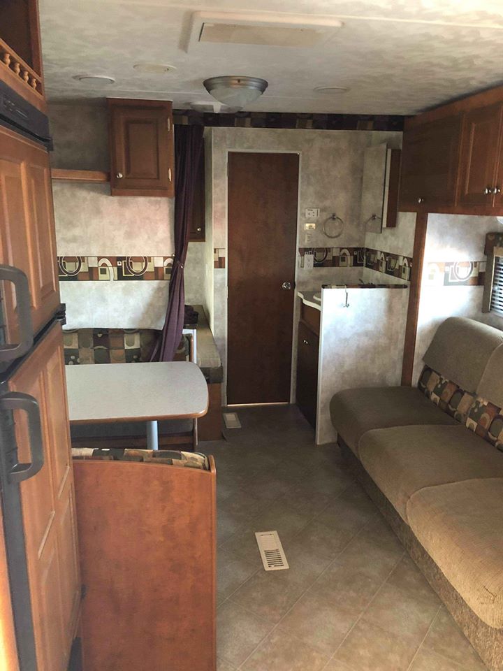 2008 PACIFIC COACH WORKS TANGO 299 BHS