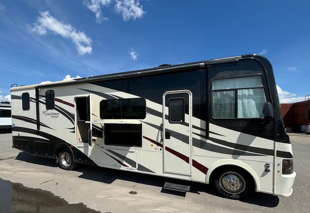 2018 Coachmen Pursuit 32WC