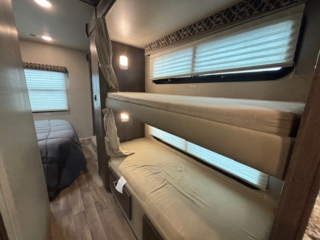 2019 Jayco Redehawk 31F