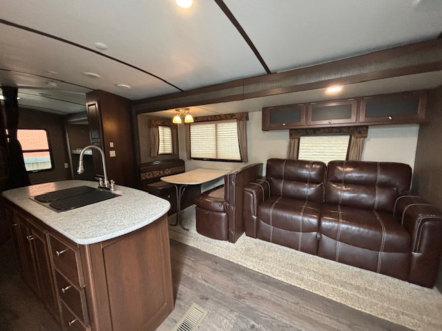 2016 Keystone Premier 34BHPR