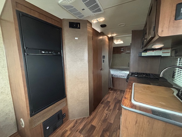 2018 Outdoors RV Black Rock 20RD