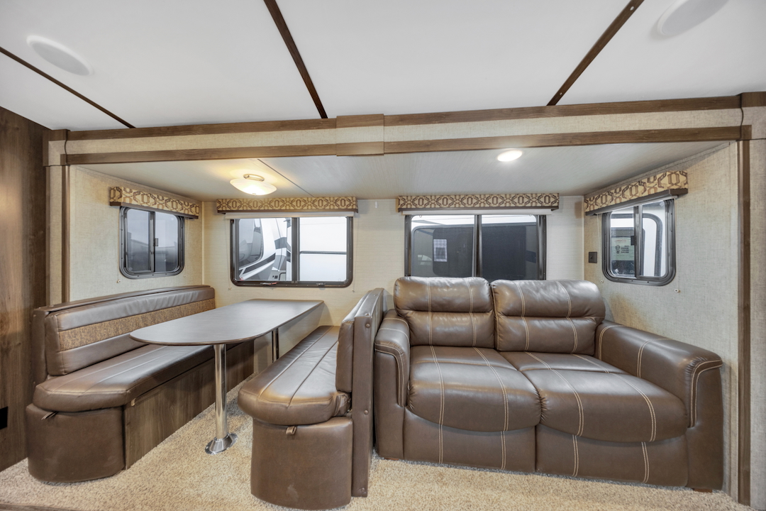 2018 BULLET PREMIER 34BHPR
