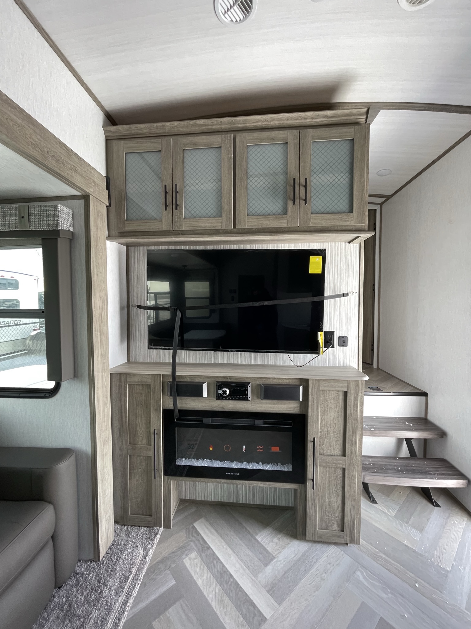 2022 Salem Hemisphere 356QB Fifth Wheel