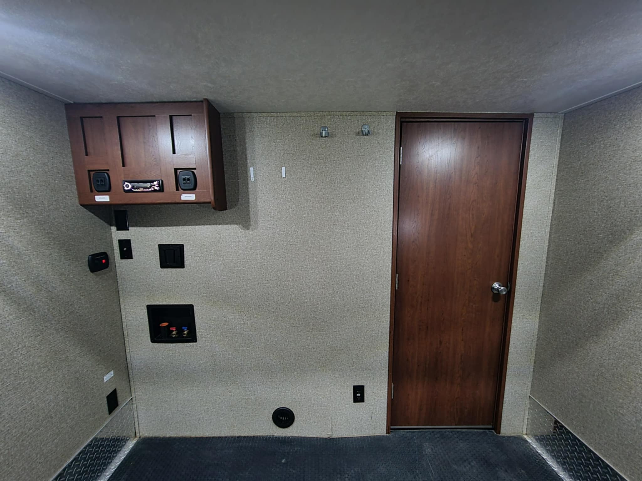 2015 VENGEANCE 378V FIFTH WHEEL TOY HAULER