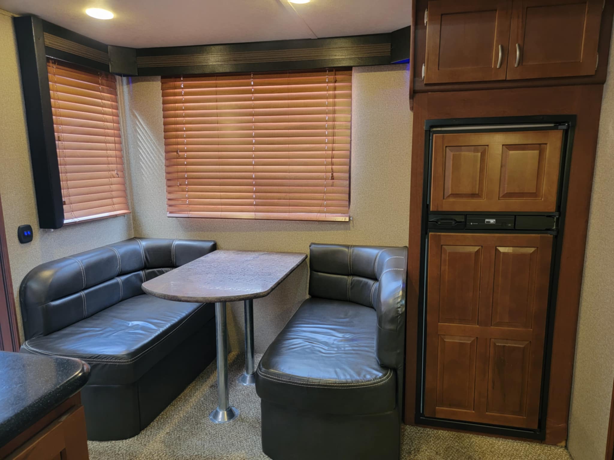 2015 VENGEANCE 378V FIFTH WHEEL TOY HAULER