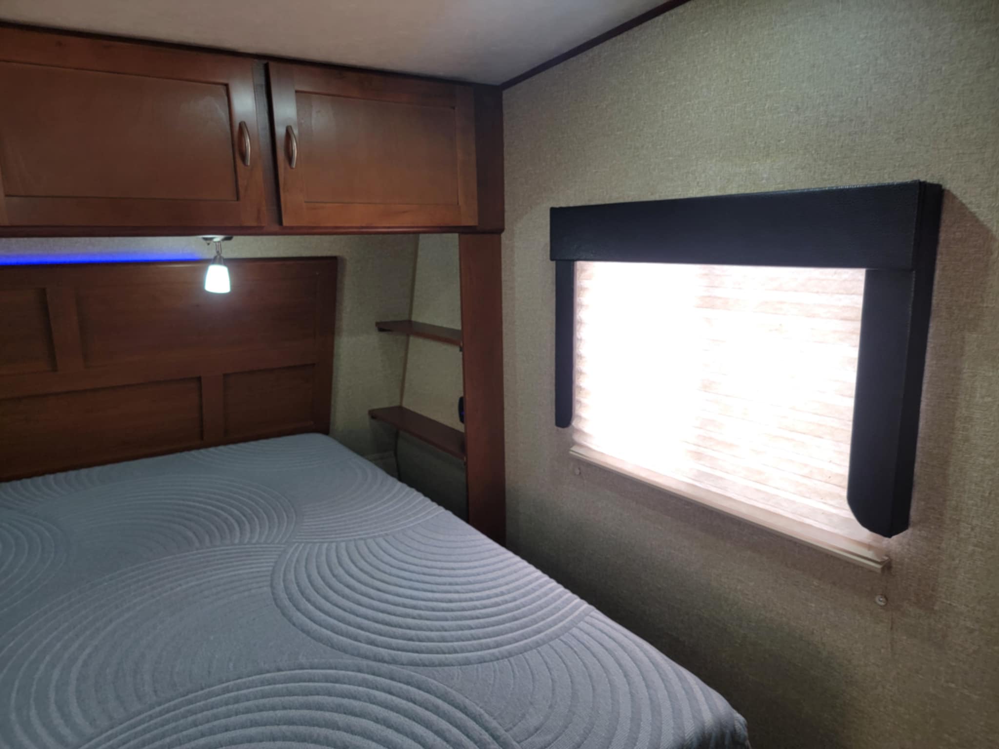 2015 VENGEANCE 378V FIFTH WHEEL TOY HAULER