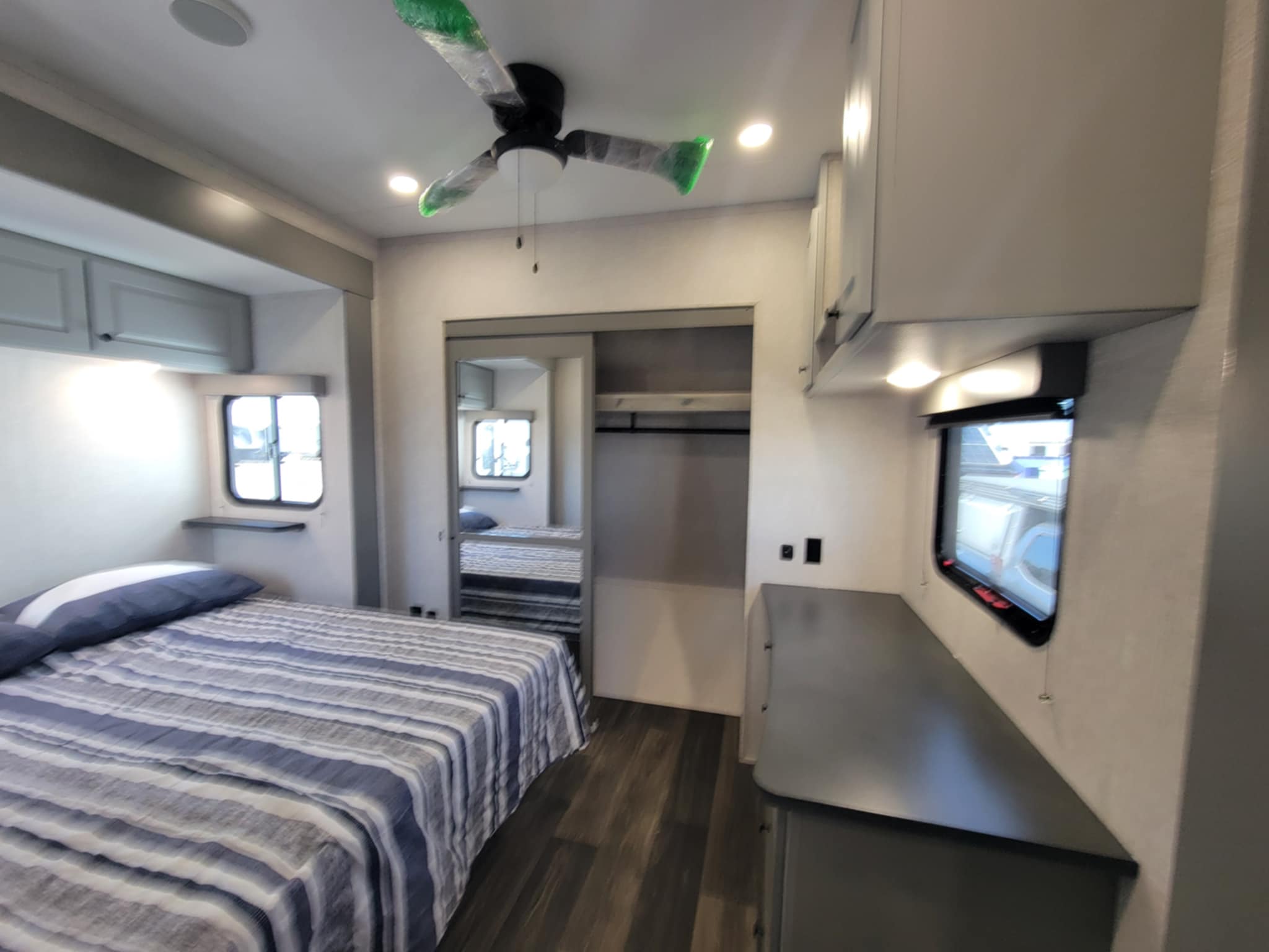 2024 COUNTRY VIEW BUNK TRAILER
