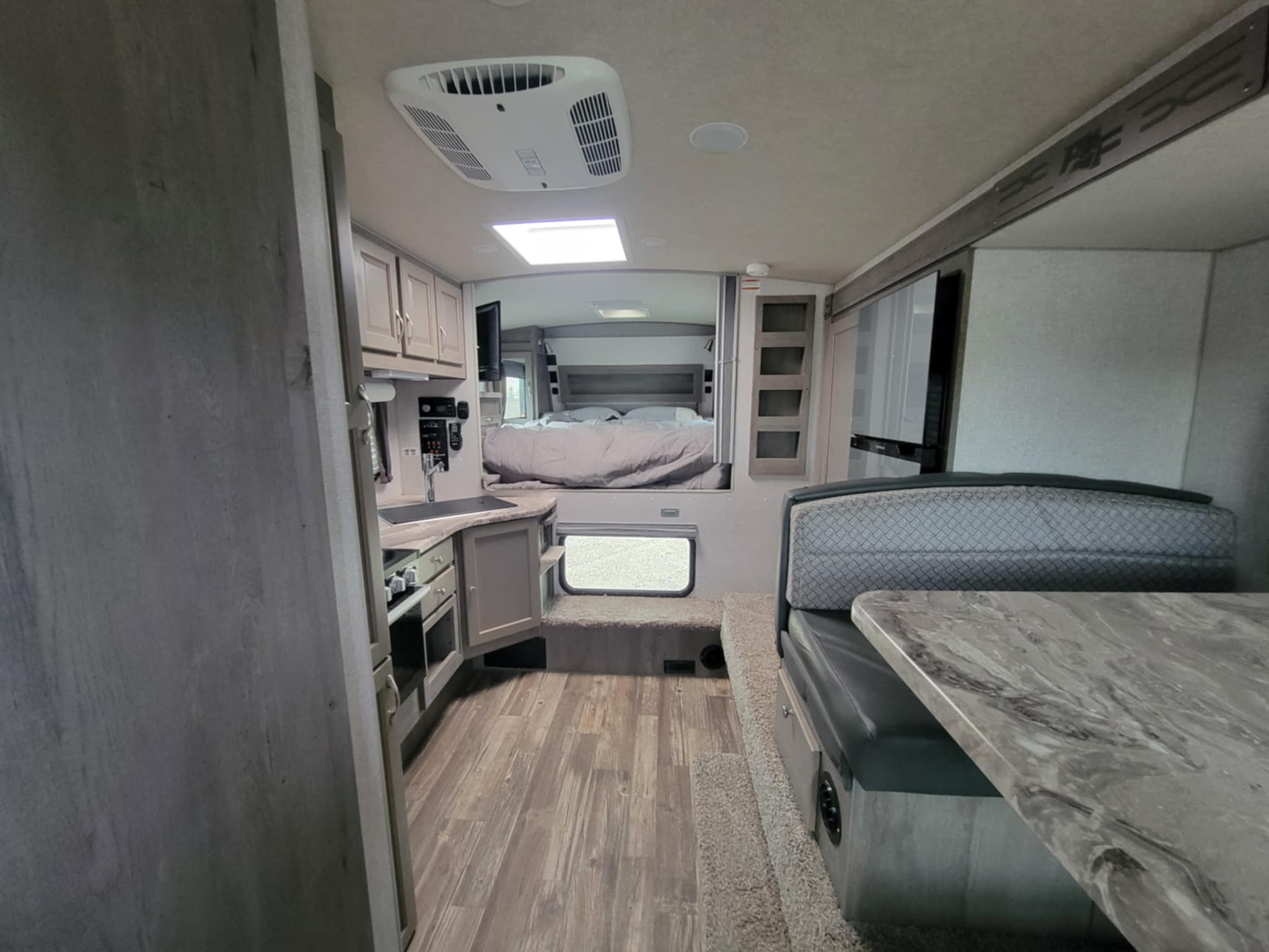 2024 ARCTIC FOX 1150 LONG BOX FOUR SEASON TRUCK CAMPER